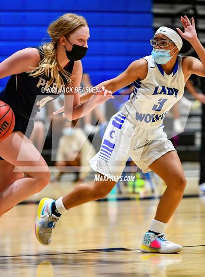 Thumbnail 3 in Chandler vs. Perry photogallery.