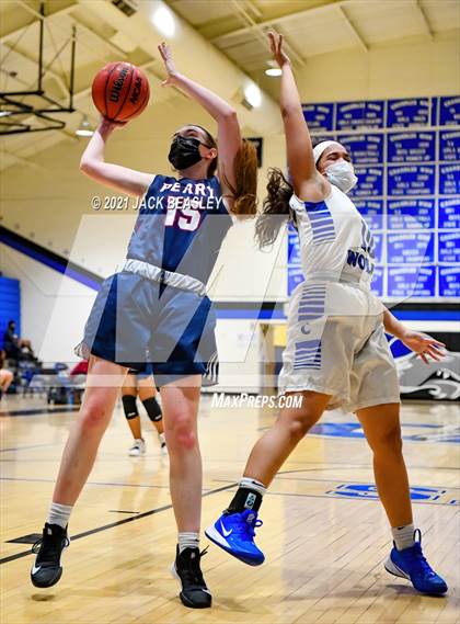 Thumbnail 1 in Chandler vs. Perry photogallery.