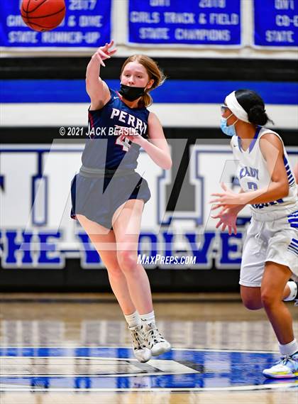 Thumbnail 3 in Chandler vs. Perry photogallery.