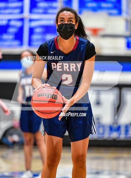 Thumbnail 3 in Chandler vs. Perry photogallery.