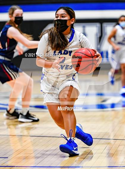Thumbnail 1 in Chandler vs. Perry photogallery.