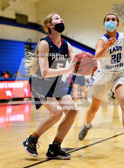Thumbnail 3 in Chandler vs. Perry photogallery.