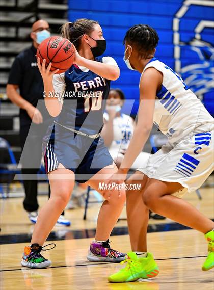 Thumbnail 1 in Chandler vs. Perry photogallery.