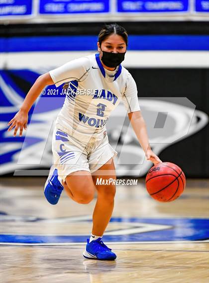 Thumbnail 1 in Chandler vs. Perry photogallery.