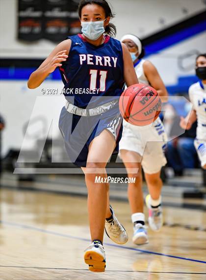 Thumbnail 3 in Chandler vs. Perry photogallery.