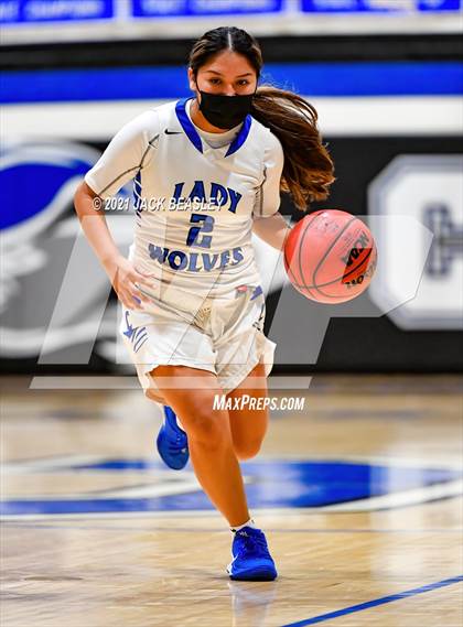 Thumbnail 3 in Chandler vs. Perry photogallery.
