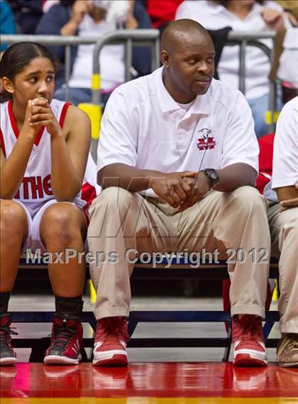 Thumbnail 2 in San Joaquin Memorial vs Lindsay (CIF CS D4 Final) photogallery.
