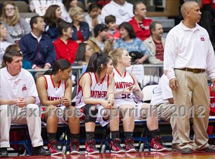 Thumbnail 3 in San Joaquin Memorial vs Lindsay (CIF CS D4 Final) photogallery.