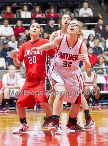 Thumbnail 3 in San Joaquin Memorial vs Lindsay (CIF CS D4 Final) photogallery.