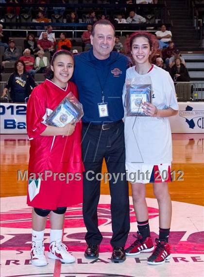 Thumbnail 1 in San Joaquin Memorial vs Lindsay (CIF CS D4 Final) photogallery.