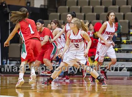Thumbnail 3 in San Joaquin Memorial vs Lindsay (CIF CS D4 Final) photogallery.