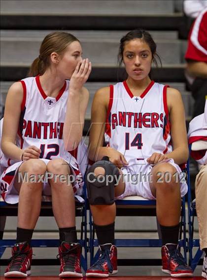 Thumbnail 3 in San Joaquin Memorial vs Lindsay (CIF CS D4 Final) photogallery.