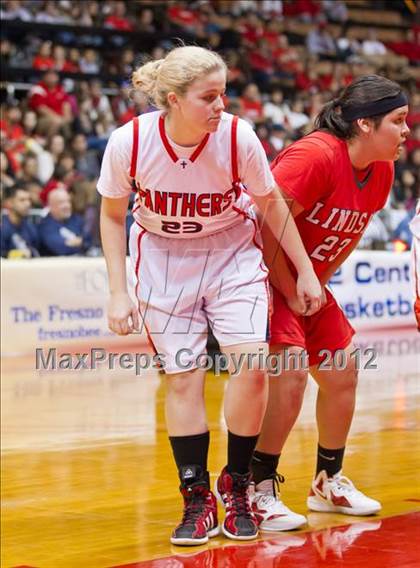 Thumbnail 3 in San Joaquin Memorial vs Lindsay (CIF CS D4 Final) photogallery.