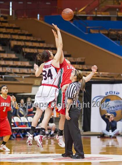 Thumbnail 1 in San Joaquin Memorial vs Lindsay (CIF CS D4 Final) photogallery.