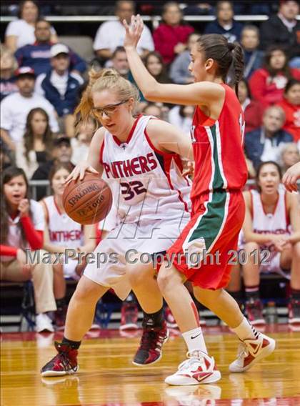 Thumbnail 3 in San Joaquin Memorial vs Lindsay (CIF CS D4 Final) photogallery.