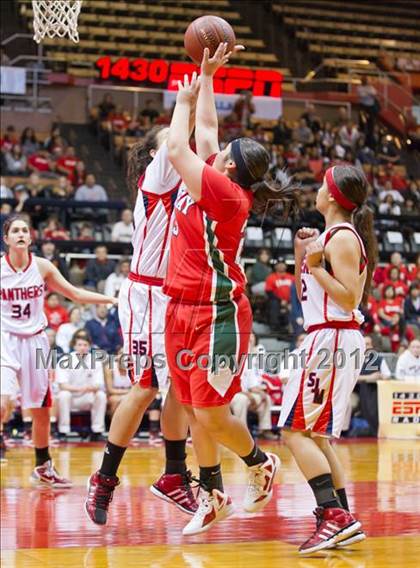 Thumbnail 1 in San Joaquin Memorial vs Lindsay (CIF CS D4 Final) photogallery.