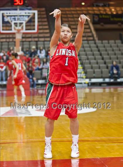 Thumbnail 1 in San Joaquin Memorial vs Lindsay (CIF CS D4 Final) photogallery.