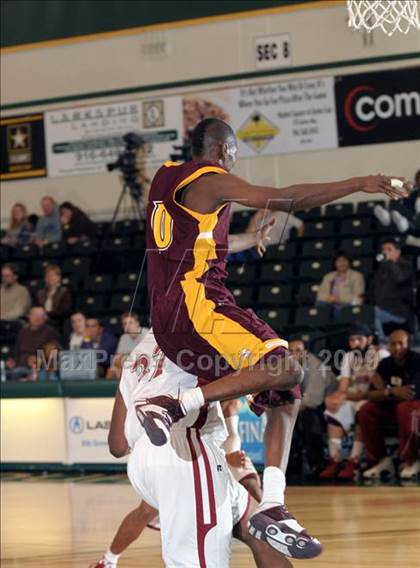 Thumbnail 3 in Laguna Creek vs. Edison (Hoops Classic 2009) photogallery.