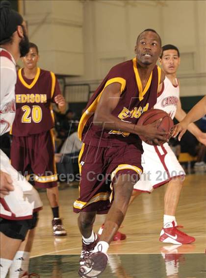 Thumbnail 2 in Laguna Creek vs. Edison (Hoops Classic 2009) photogallery.