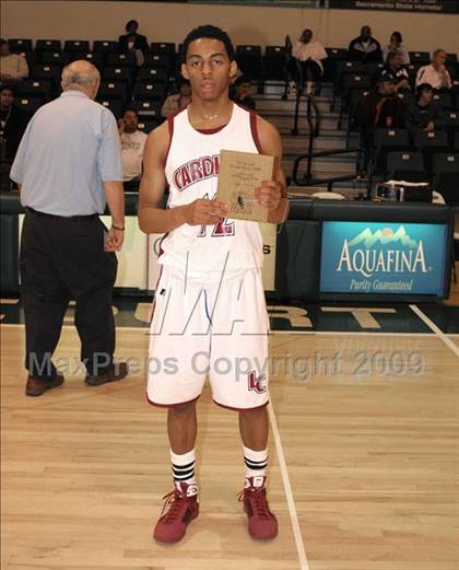 Thumbnail 2 in Laguna Creek vs. Edison (Hoops Classic 2009) photogallery.