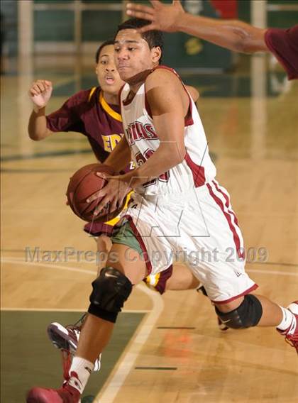 Thumbnail 3 in Laguna Creek vs. Edison (Hoops Classic 2009) photogallery.