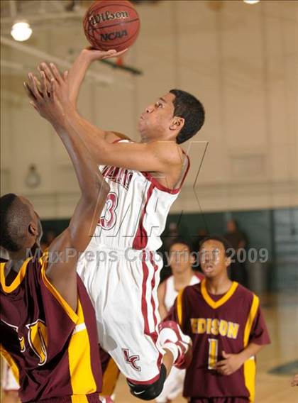 Thumbnail 2 in Laguna Creek vs. Edison (Hoops Classic 2009) photogallery.