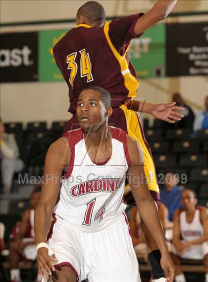 Thumbnail 3 in Laguna Creek vs. Edison (Hoops Classic 2009) photogallery.