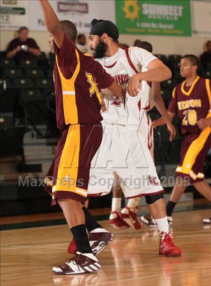 Thumbnail 2 in Laguna Creek vs. Edison (Hoops Classic 2009) photogallery.