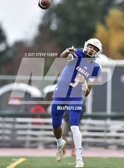 Thumbnail 1 in Kamiakin @ Graham-Kapowsin (WIAA 4A Semifinal) photogallery.