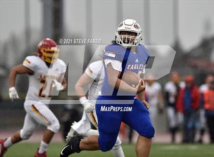 Thumbnail 3 in Kamiakin @ Graham-Kapowsin (WIAA 4A Semifinal) photogallery.
