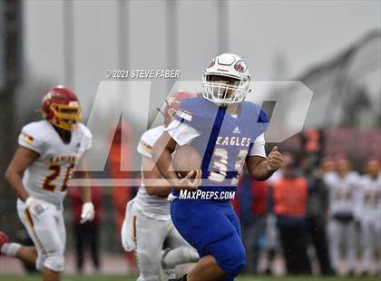 Thumbnail 1 in Kamiakin @ Graham-Kapowsin (WIAA 4A Semifinal) photogallery.