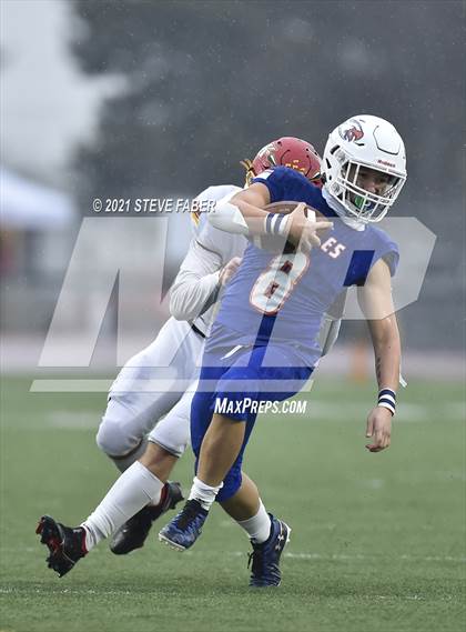 Thumbnail 3 in Kamiakin @ Graham-Kapowsin (WIAA 4A Semifinal) photogallery.