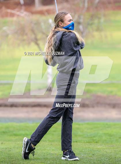 Thumbnail 2 in Oakdale Golf Meet photogallery.