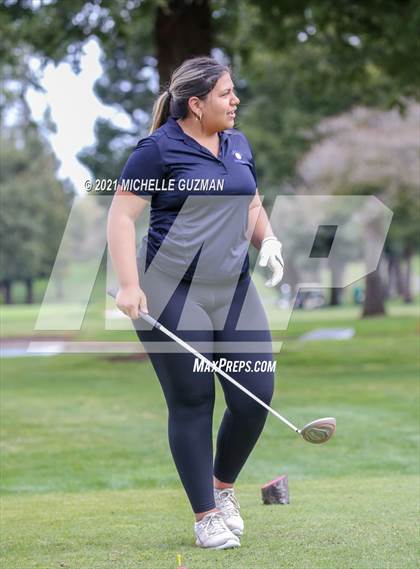 Thumbnail 3 in Oakdale Golf Meet photogallery.