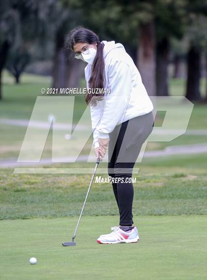 Thumbnail 2 in Oakdale Golf Meet photogallery.