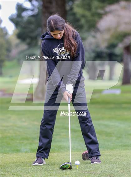 Thumbnail 1 in Oakdale Golf Meet photogallery.
