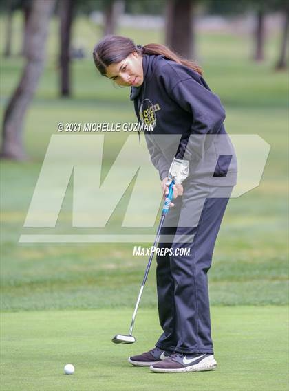 Thumbnail 2 in Oakdale Golf Meet photogallery.