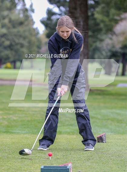 Thumbnail 1 in Oakdale Golf Meet photogallery.