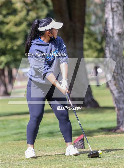 Thumbnail 3 in Oakdale Golf Meet photogallery.