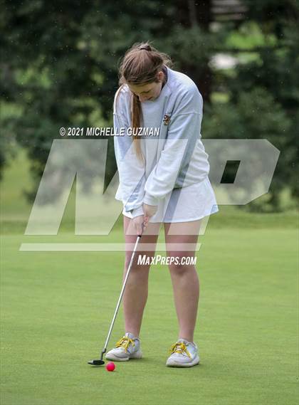 Thumbnail 2 in Oakdale Golf Meet photogallery.