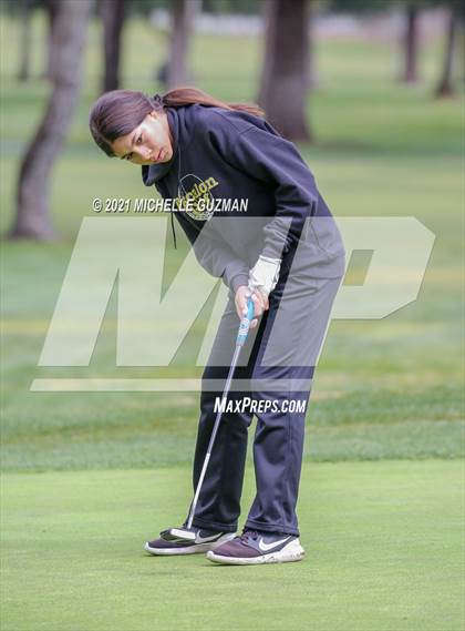 Thumbnail 1 in Oakdale Golf Meet photogallery.
