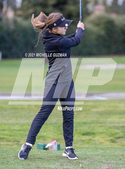 Thumbnail 2 in Oakdale Golf Meet photogallery.