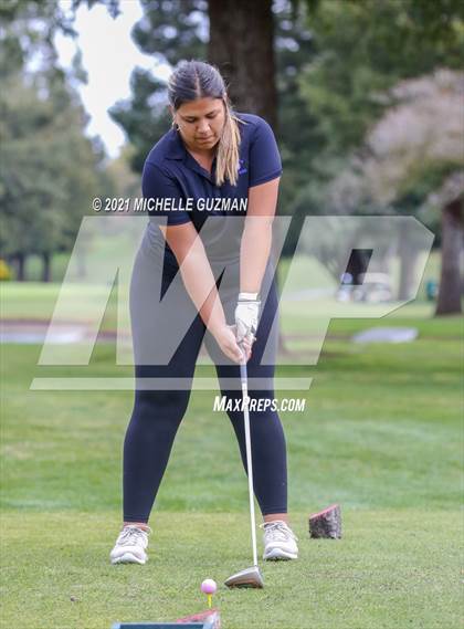 Thumbnail 2 in Oakdale Golf Meet photogallery.