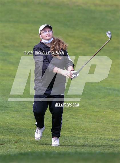 Thumbnail 2 in Oakdale Golf Meet photogallery.