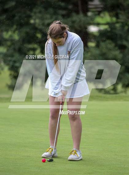Thumbnail 1 in Oakdale Golf Meet photogallery.