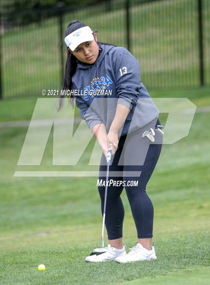 Thumbnail 3 in Oakdale Golf Meet photogallery.