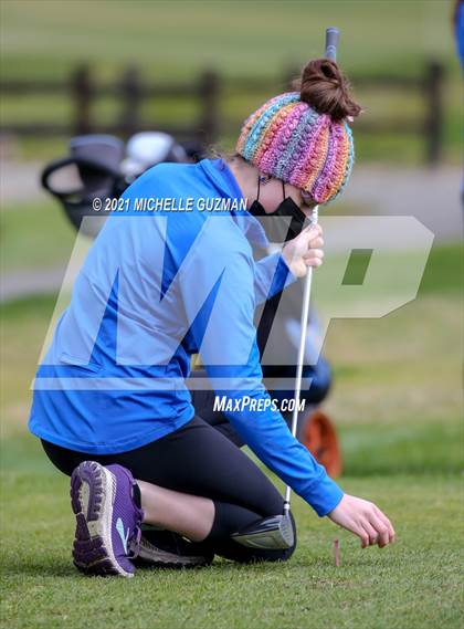 Thumbnail 2 in Oakdale Golf Meet photogallery.