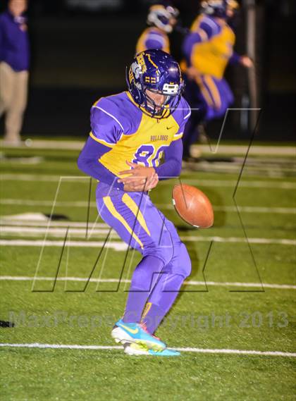 Thumbnail 3 in Leonard vs Edgewood (UIL 2A Bi-District Playoff) photogallery.