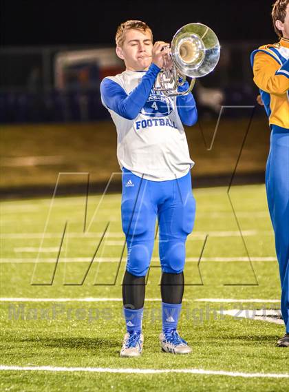 Thumbnail 2 in Leonard vs Edgewood (UIL 2A Bi-District Playoff) photogallery.