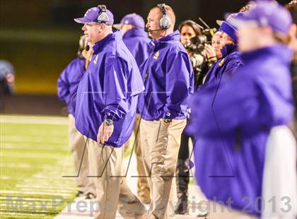 Thumbnail 3 in Leonard vs Edgewood (UIL 2A Bi-District Playoff) photogallery.